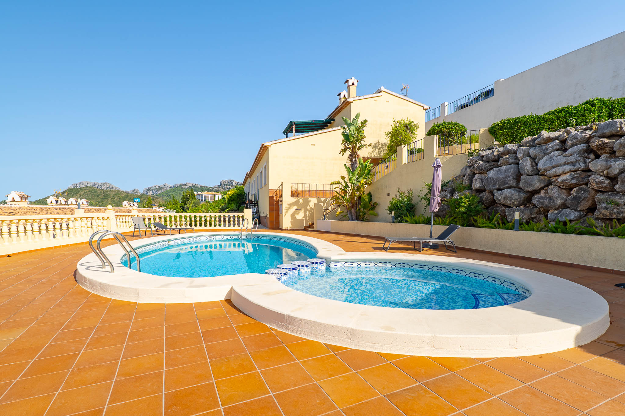 Piscina comunitaria