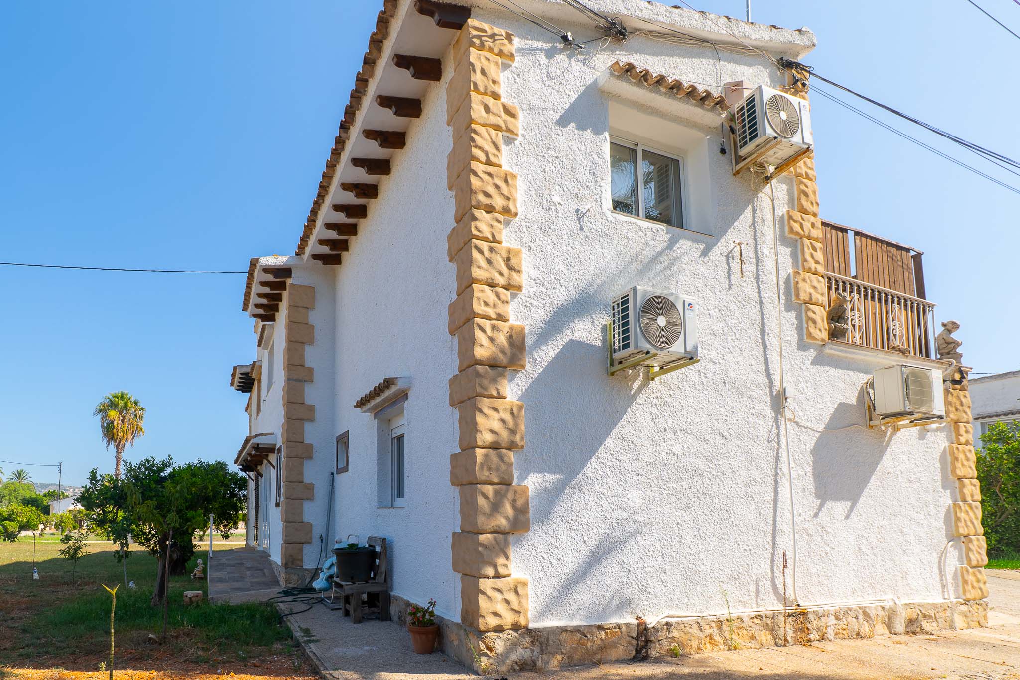 Fachada exterior de la vivienda