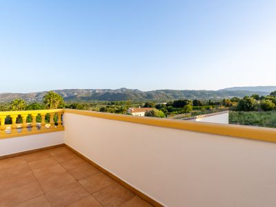 Terraza con vistas a las montañas