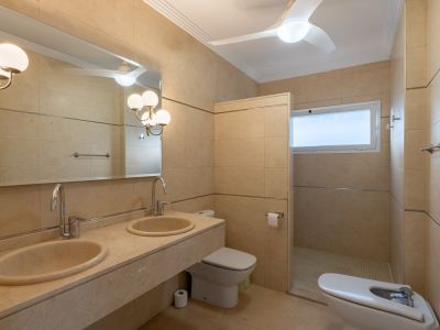 Cuarto de baño completo