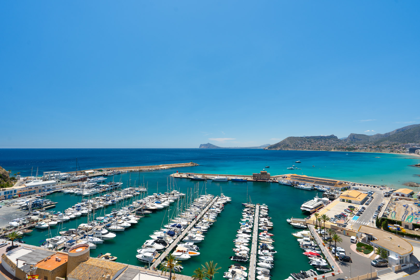 Apartamento moderno de 3 dormitorios en venta en Calpe