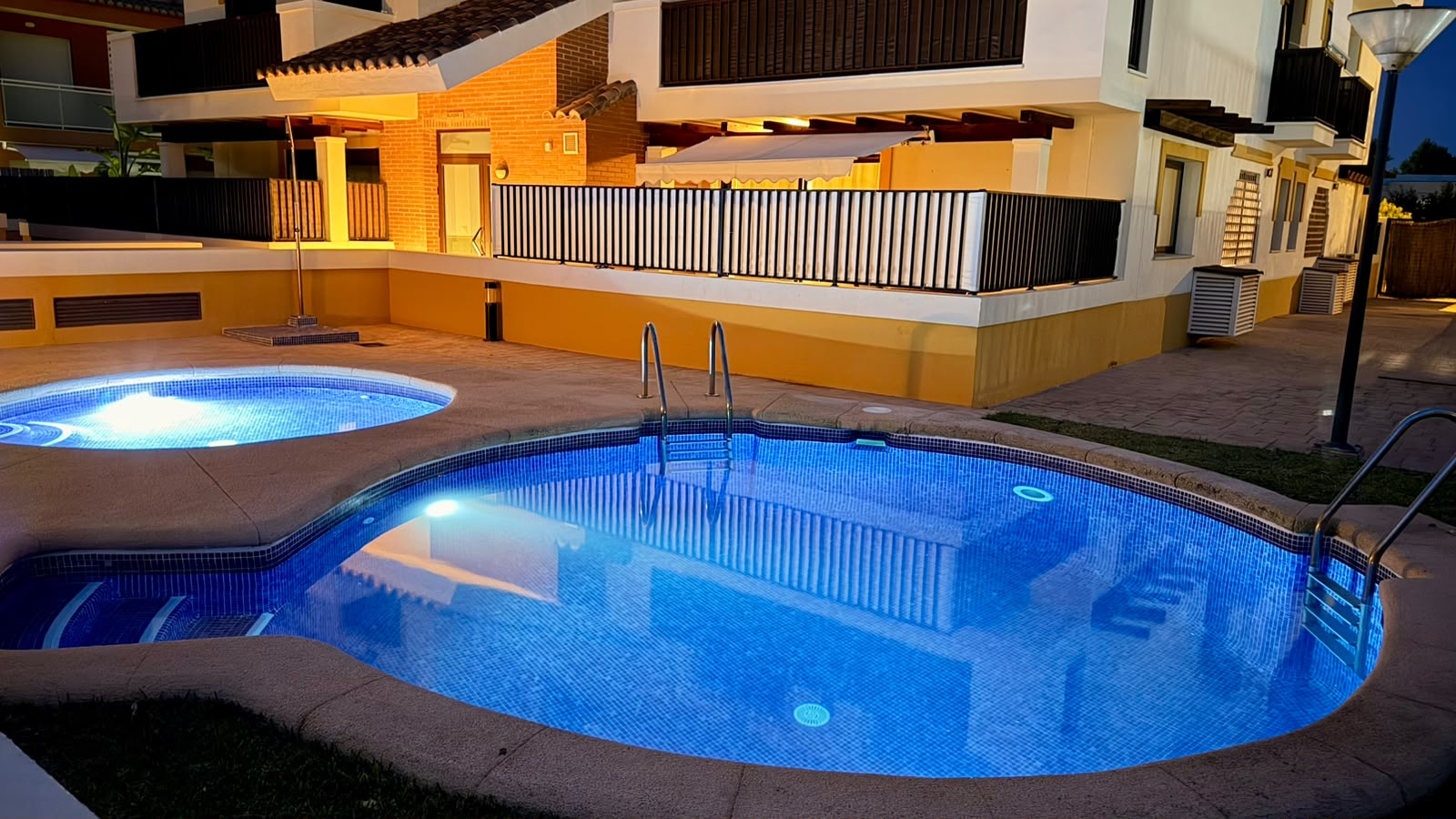 Piscina comunitaria