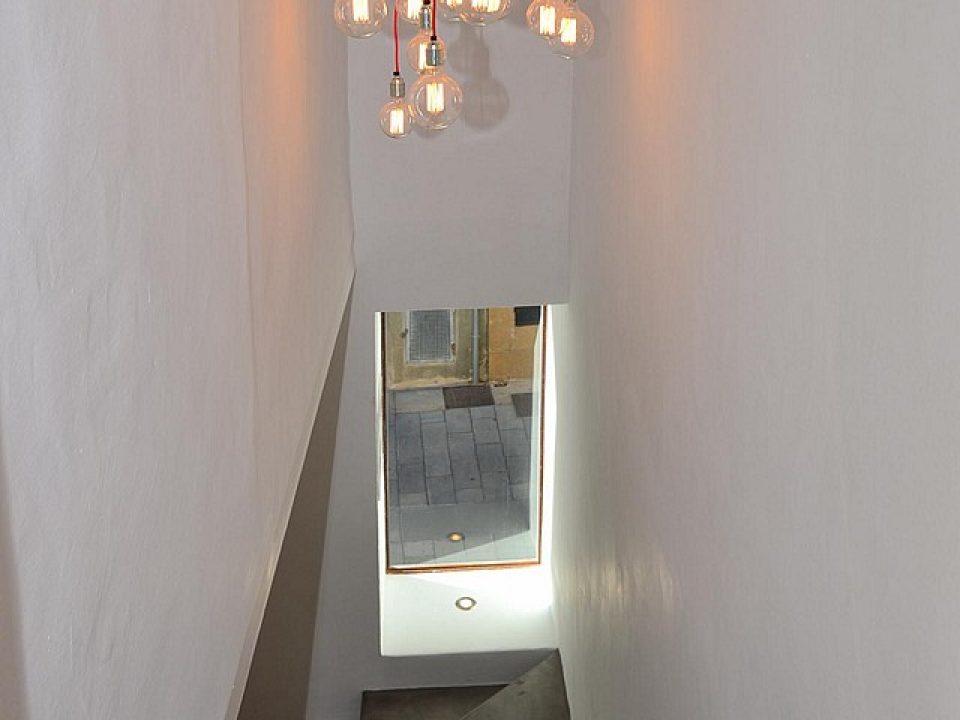 Escalera con ventana