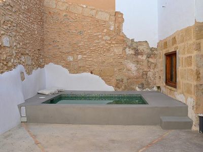 Patio con piscina