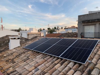 Tejado con placas solares