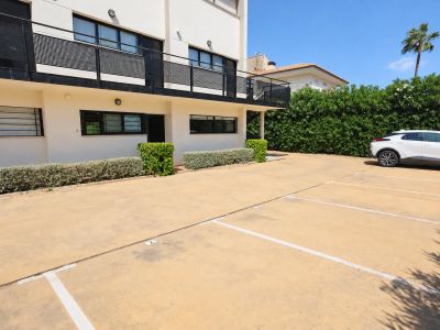 Zona de aparcamiento exterior