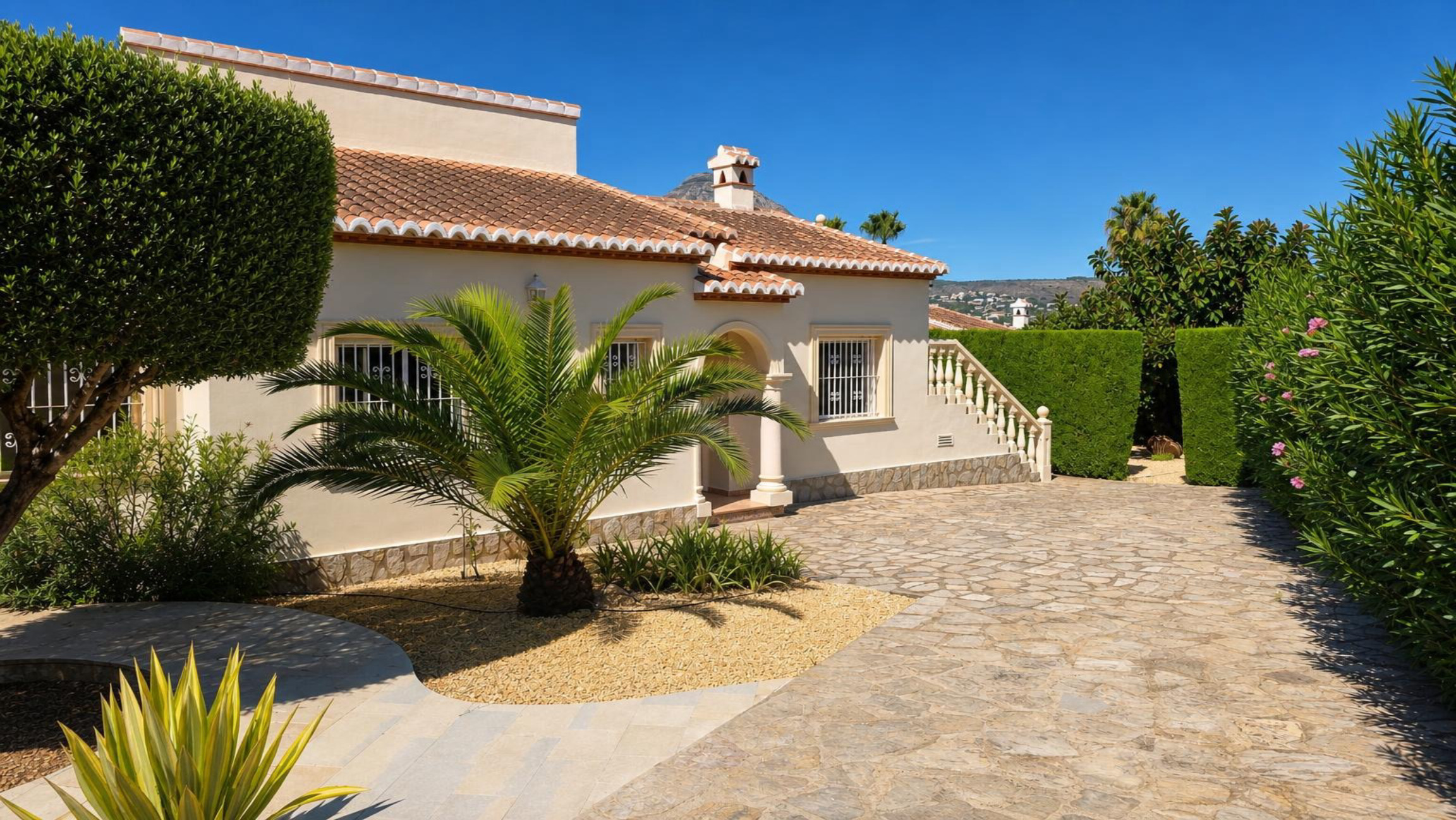 Encantadora villa de una sola planta con vistas al Montgó en Jávea
