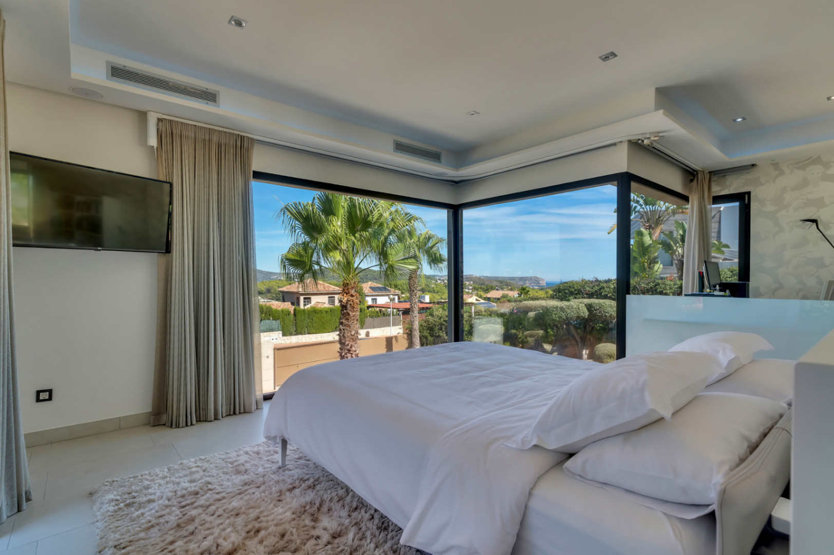 Dormitorio principal con vistas