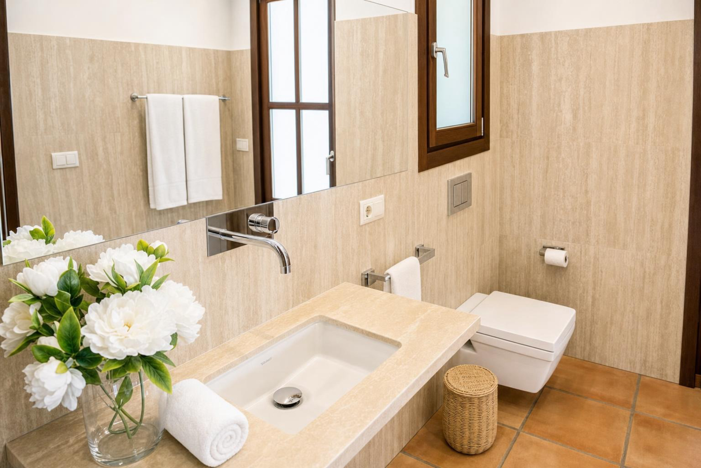 Villa elegante en venta en Jávea, al pie del Montgó, con vistas espectaculares