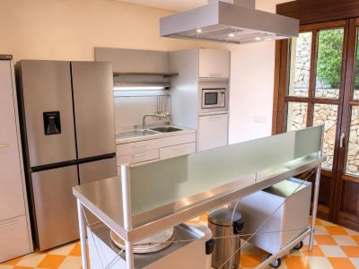 Villa elegante en venta en Jávea, al pie del Montgó, con vistas espectaculares