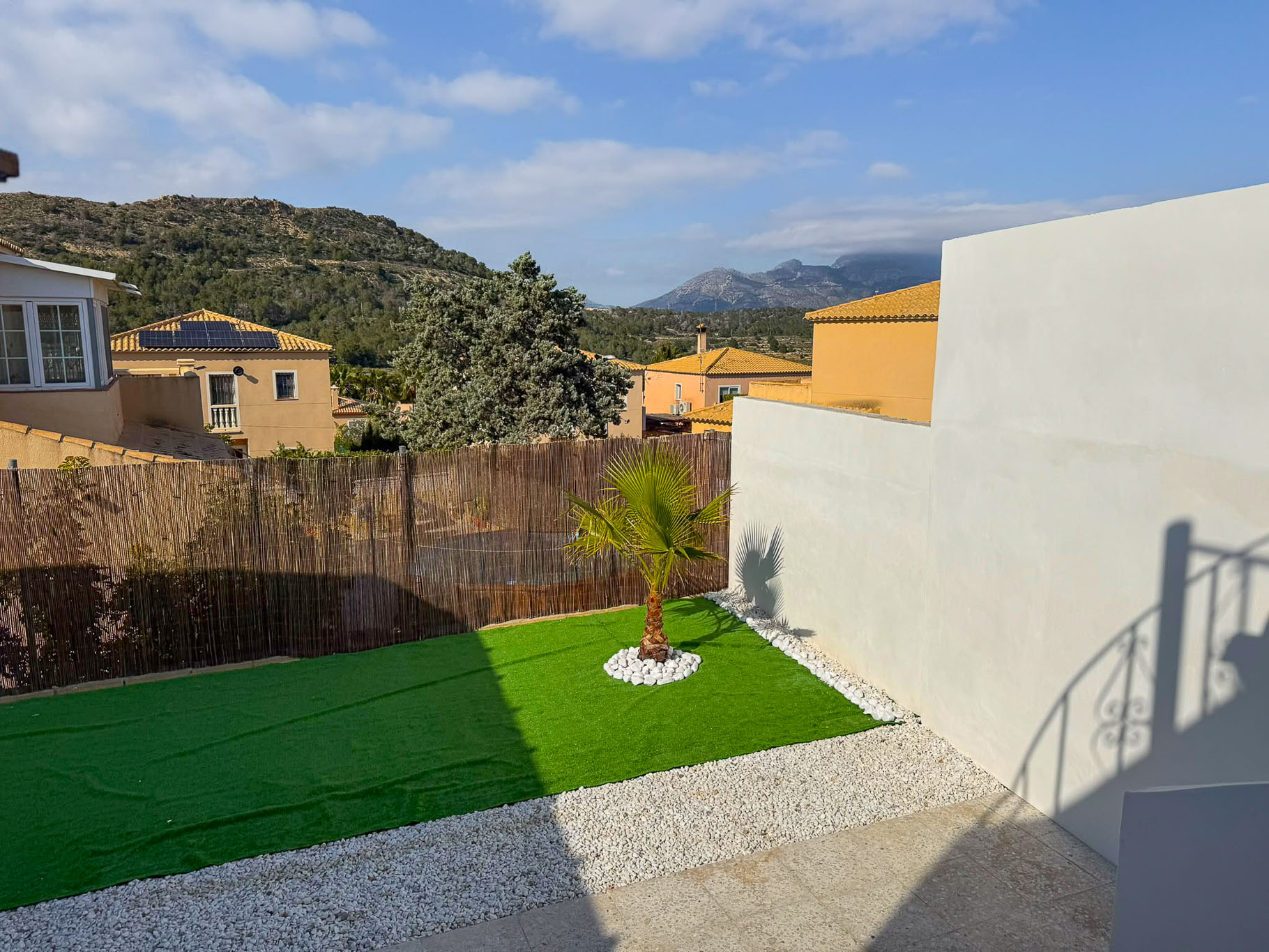 Jardín privado con vistas