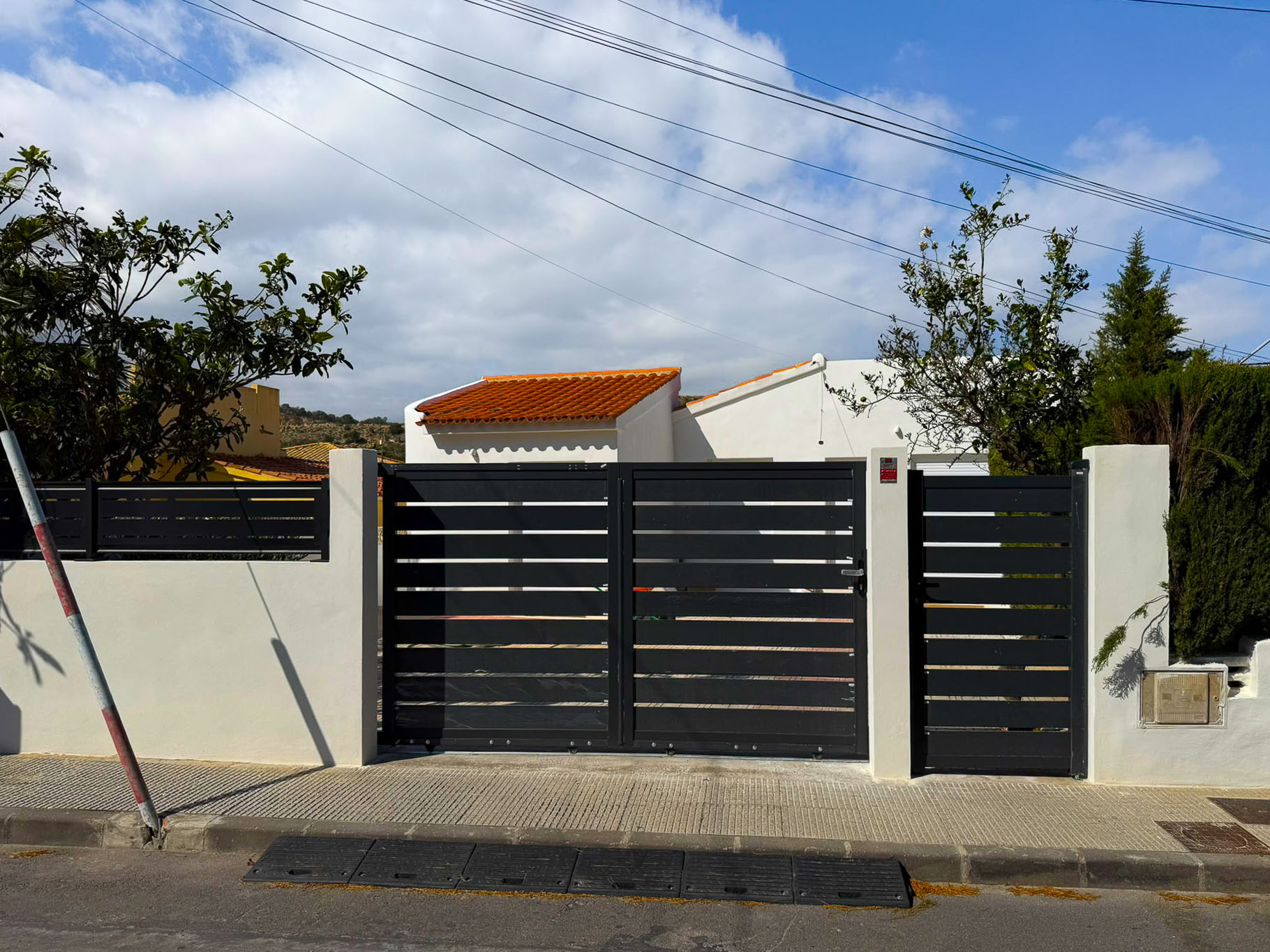 Entrada a la propiedad