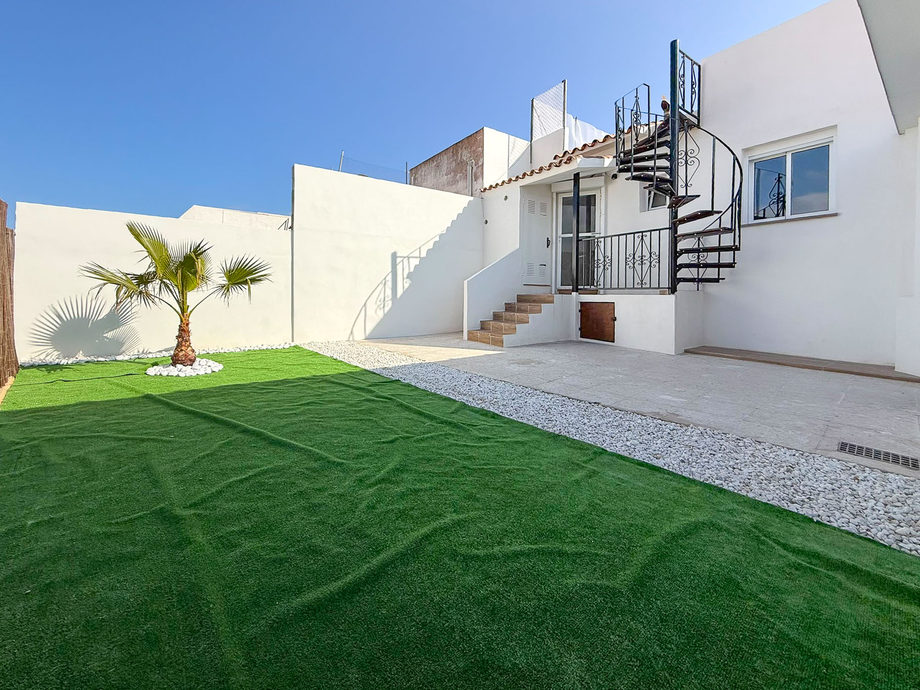 Jardín privado y terraza
