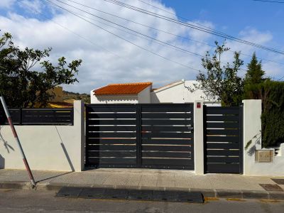 Entrada a la propiedad