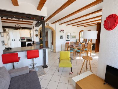 Salón comedor y cocina abierta