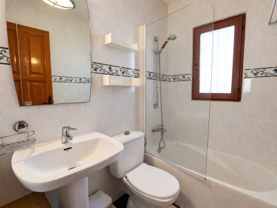 Baño con bañera