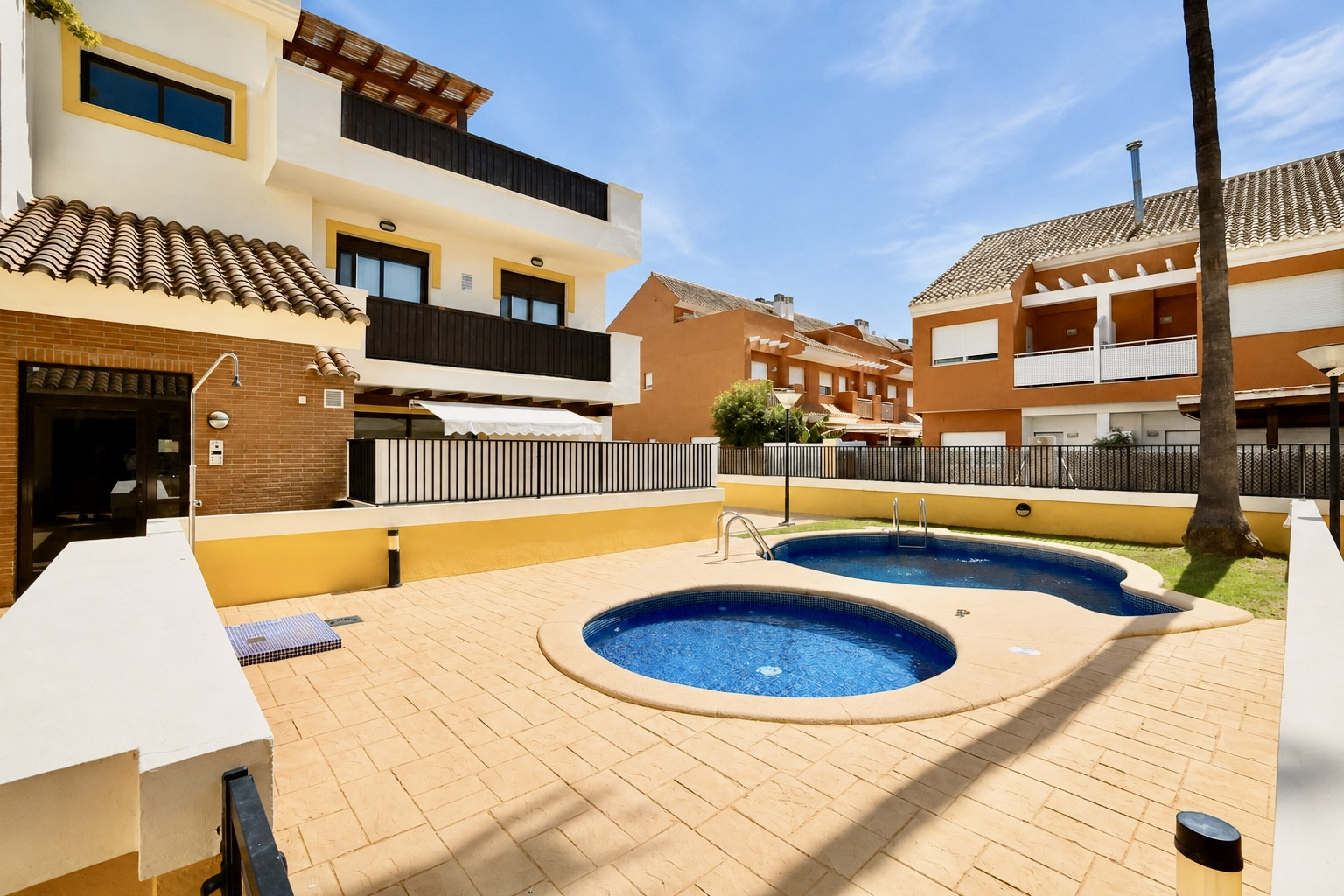 Piscina comunitaria