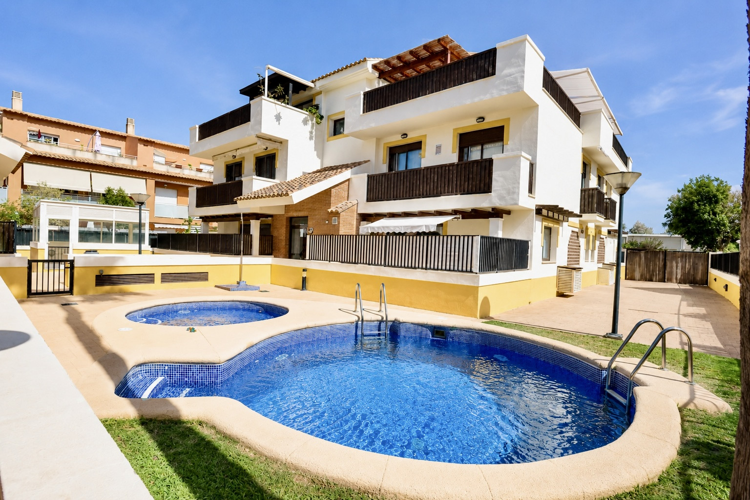 Piscinas comunitarias