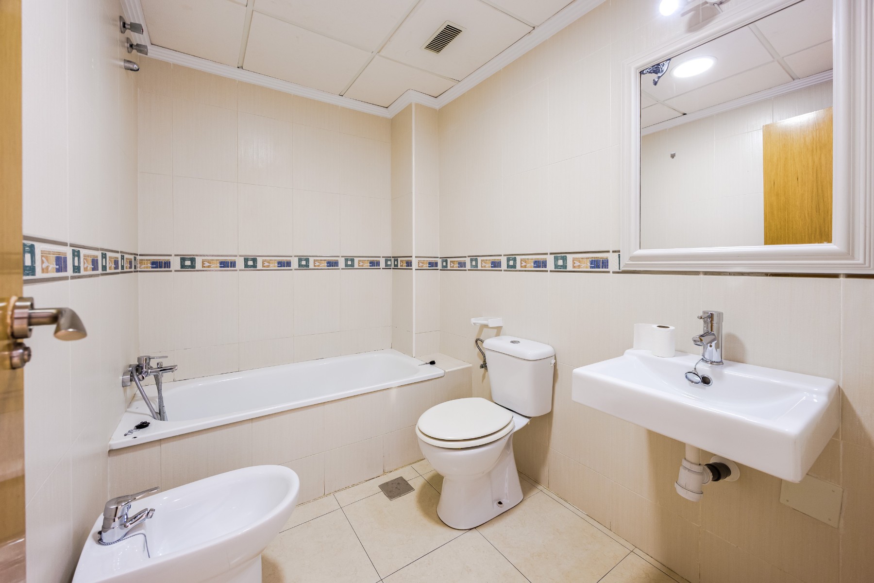 Baño con bañera