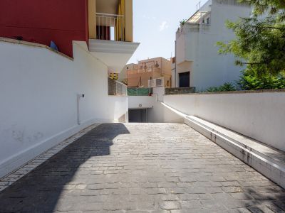 Rampa de acceso al garaje