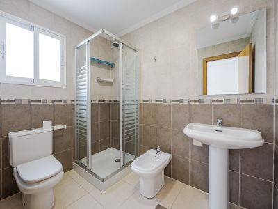 Baño con ducha