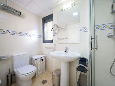 Baño con ducha