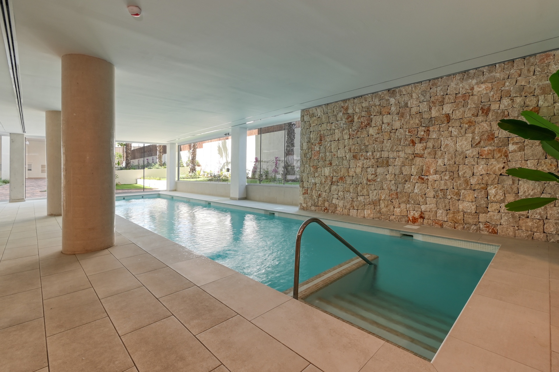 Piscina interior