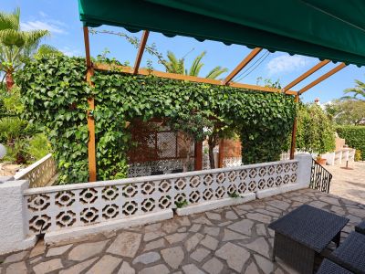 Terraza con pérgola