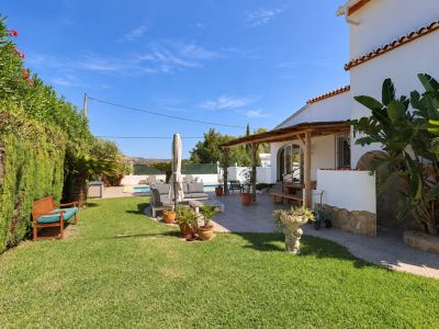 Jardín y terraza exterior