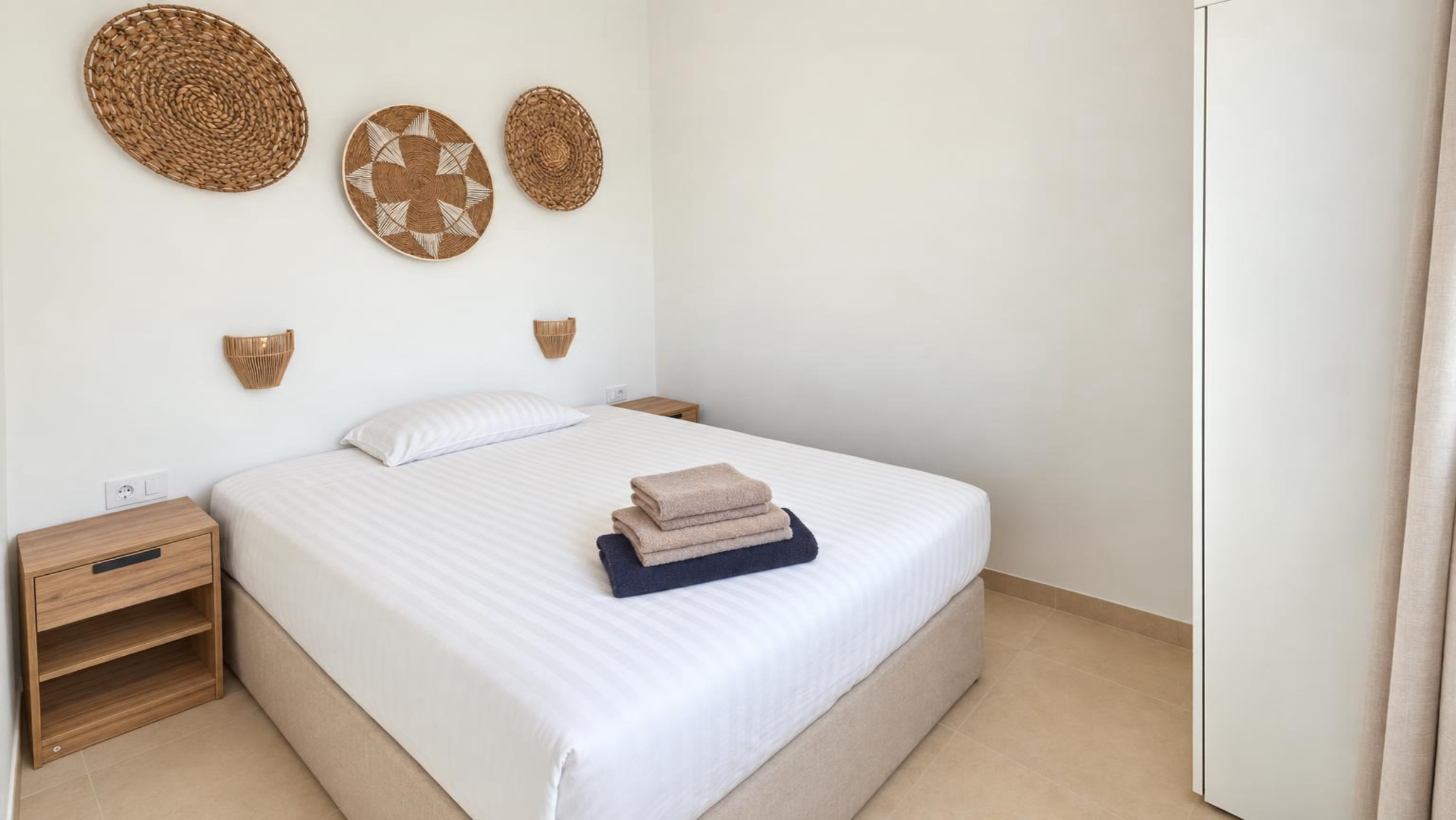 Villa totalmente reformada en venta en Jávea, a pocos minutos a pie del centro histórico