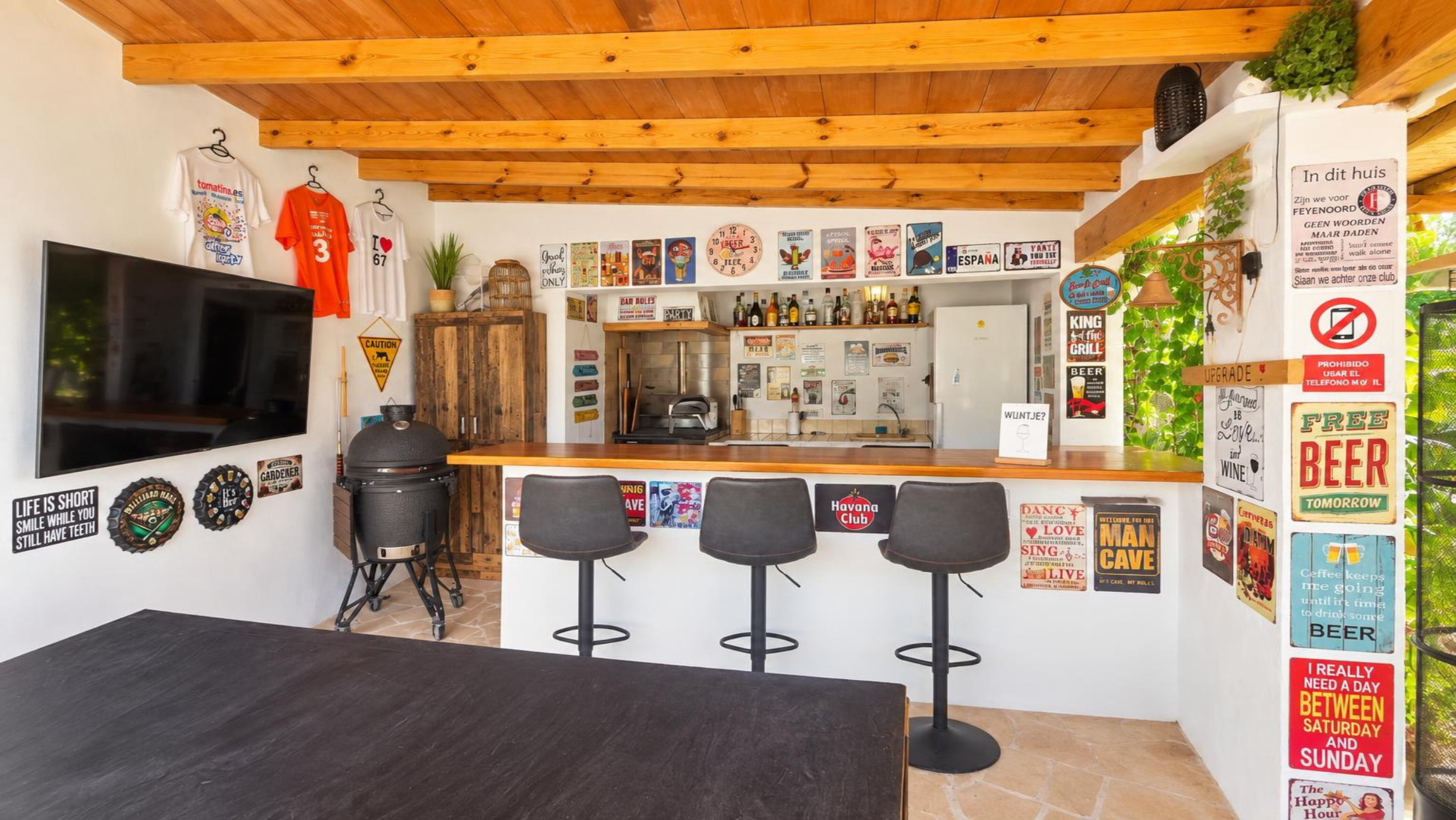 Villa totalmente reformada en venta en Jávea, a pocos minutos a pie del centro histórico