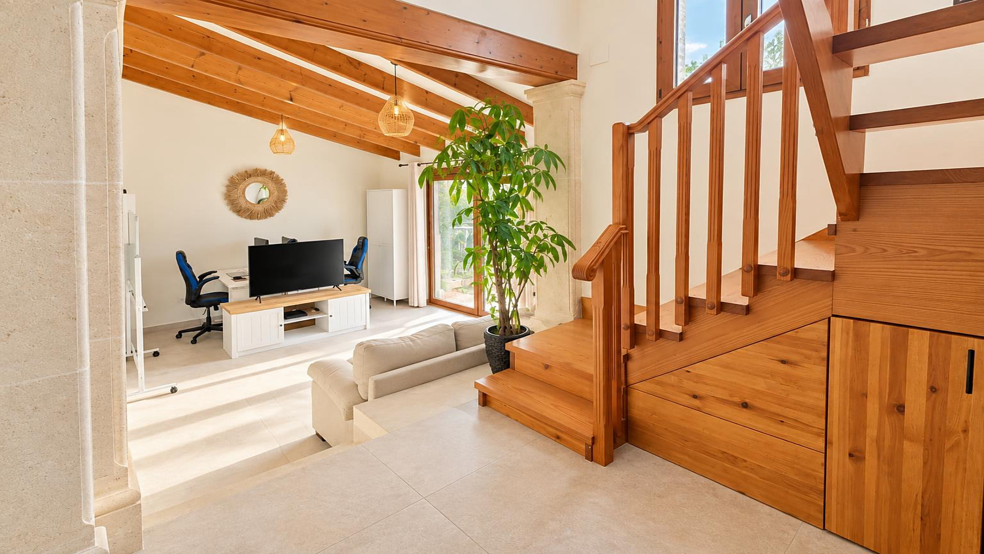 Villa totalmente reformada en venta en Jávea, a pocos minutos a pie del centro histórico