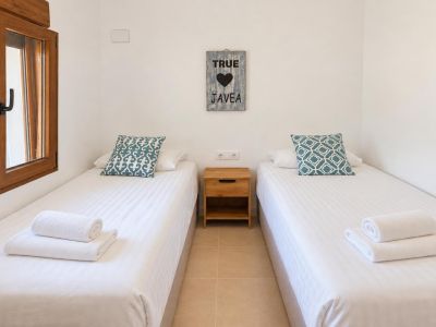 Villa totalmente reformada en venta en Jávea, a pocos minutos a pie del centro histórico