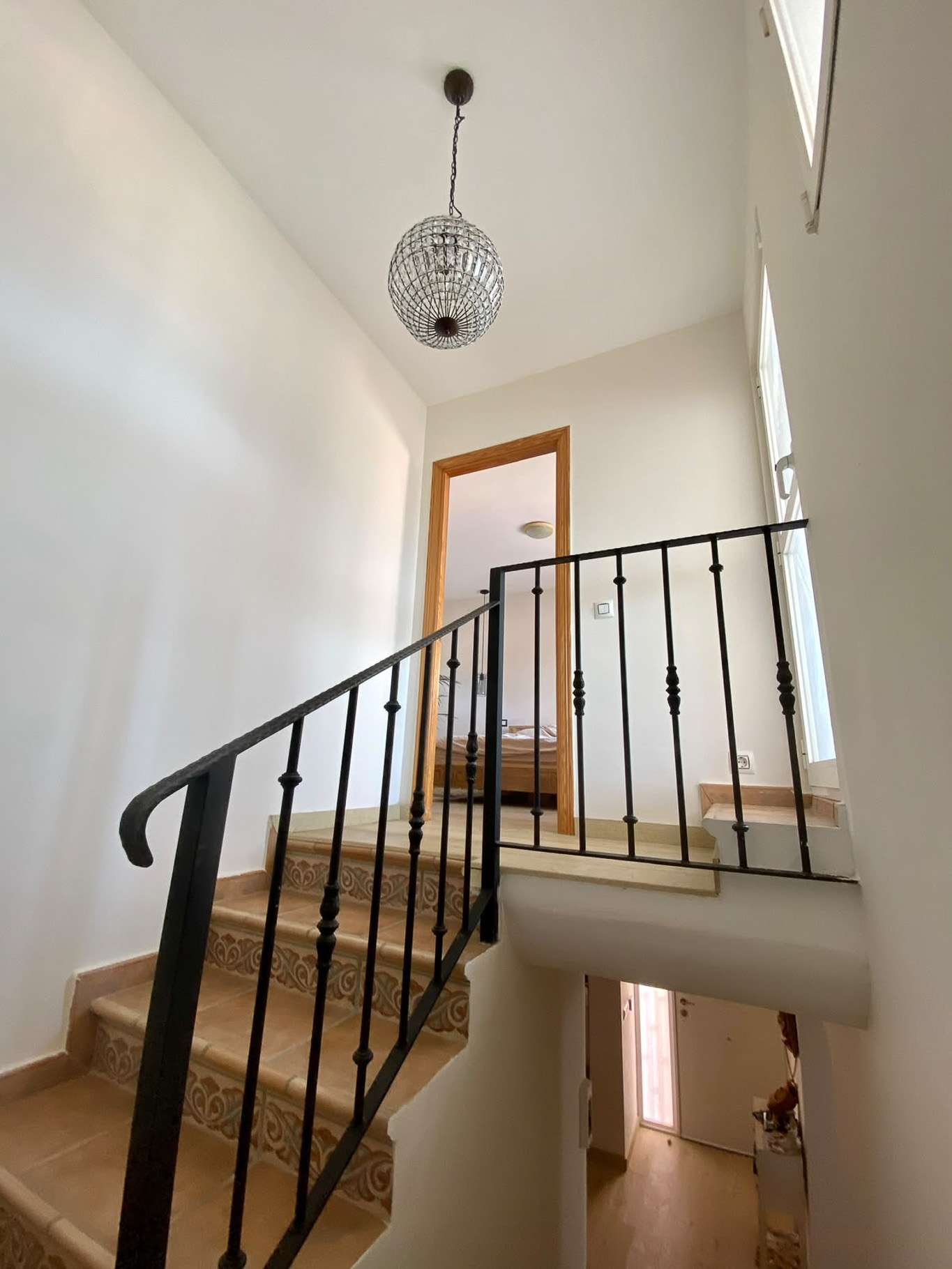 Escalera y rellano
