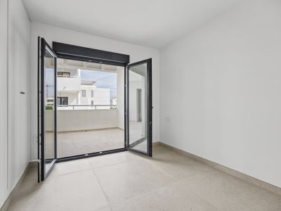 Dormitorio con salida a la terraza