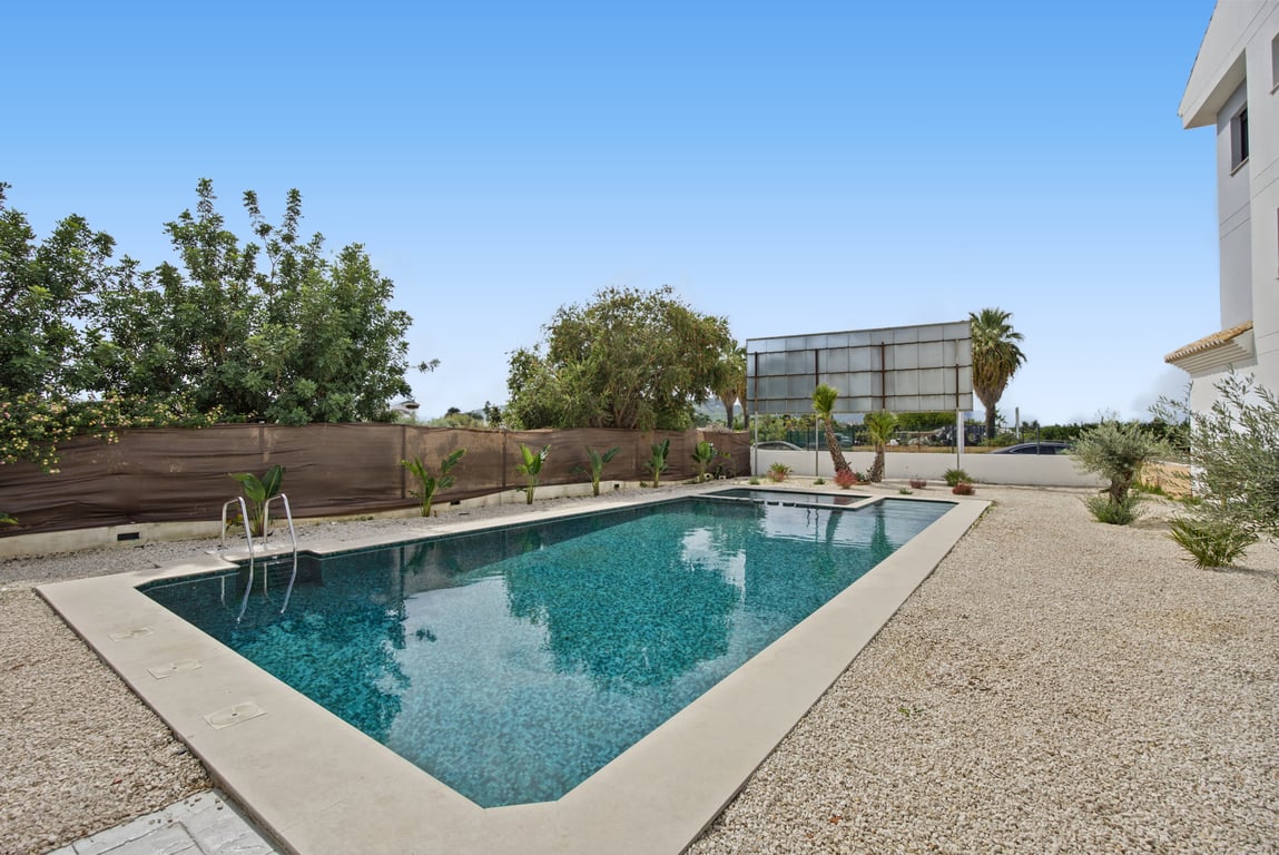 Piscina comunitaria