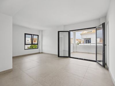 Salón con acceso a terraza