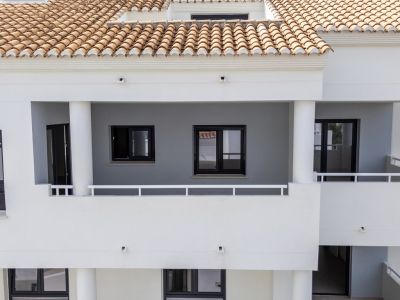 Fachada exterior con terrazas