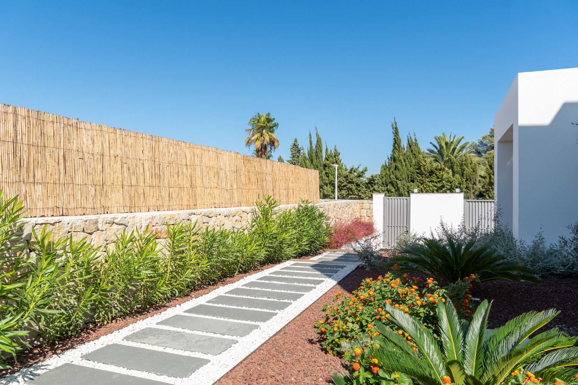 Sendero del jardín