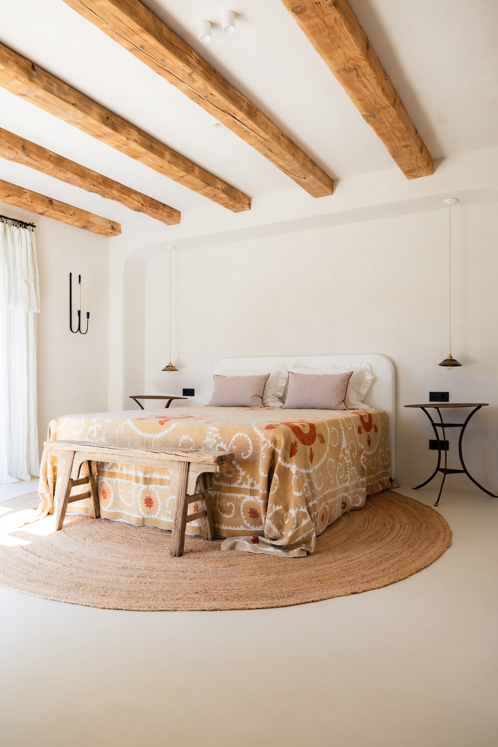Villa Xaloc: La Cúspide del Lujo Mediterráneo y la Arquitectura Atemporal
