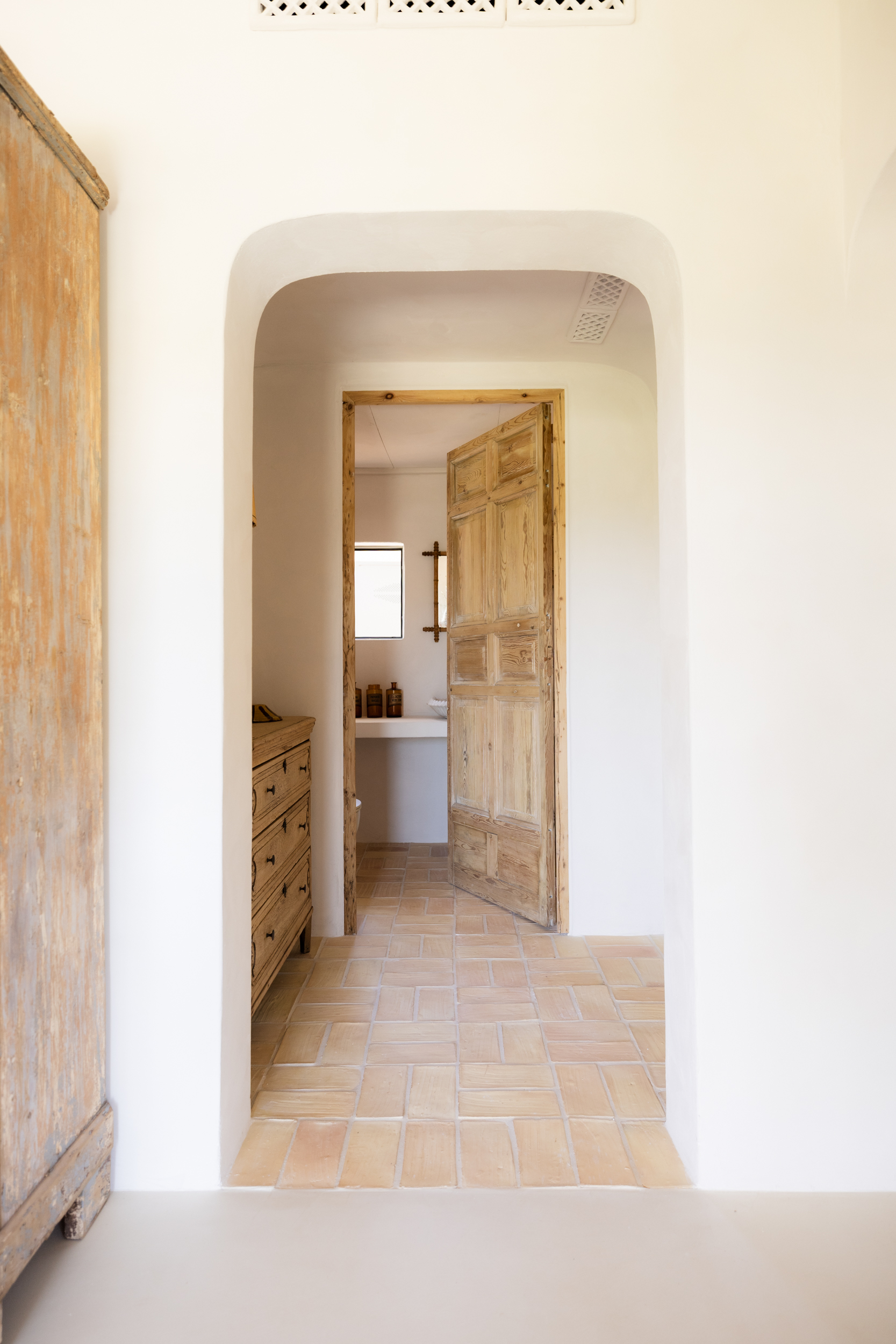 Villa Xaloc: La Cúspide del Lujo Mediterráneo y la Arquitectura Atemporal