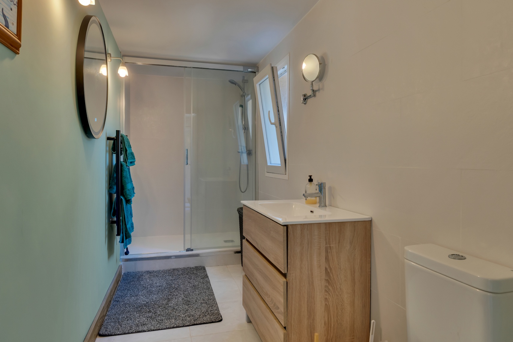 Baño con ducha