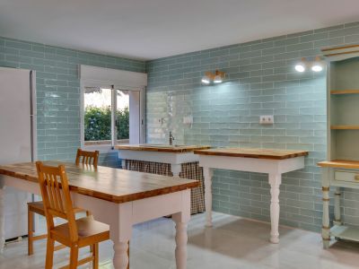 Cocina del apartamento de invitados