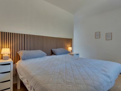 Dormitorio de la vivienda principal