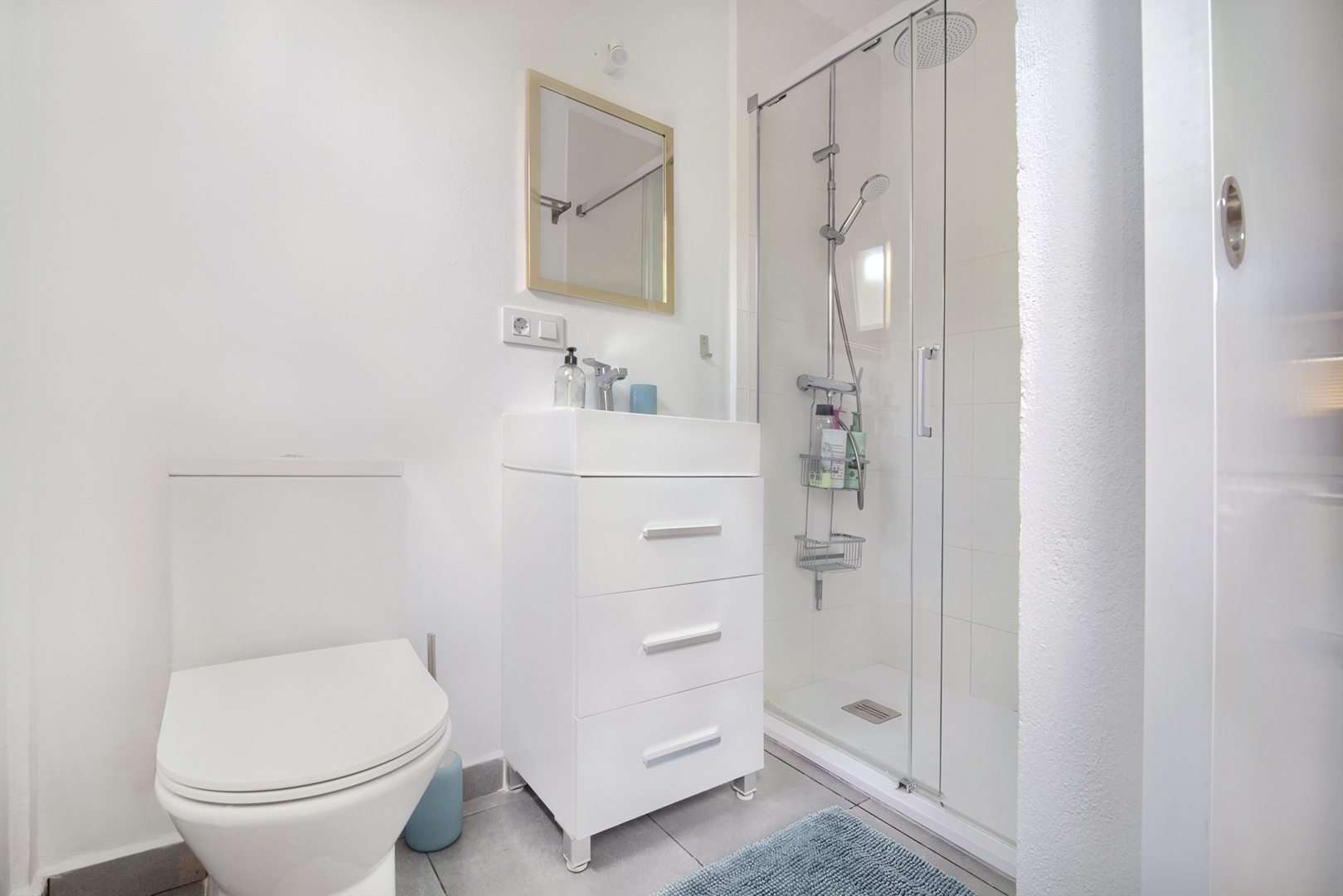 Baño con ducha