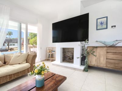 Salón con chimenea