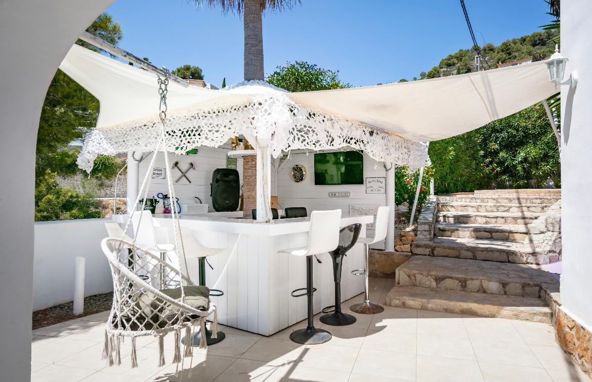 Bar exterior
