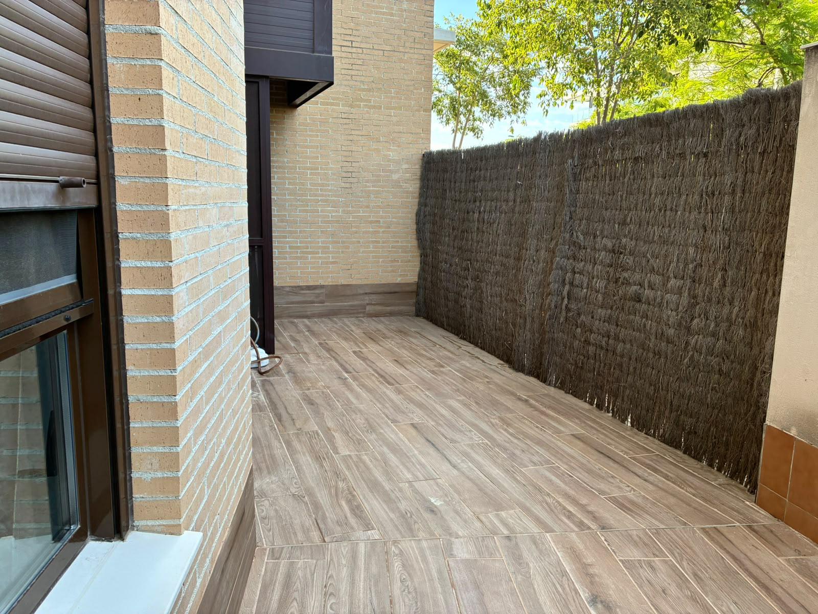 Exclusiva planta baja con jardín y piscina en Jávea (El Arenal)