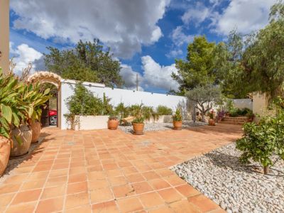 Patio exterior