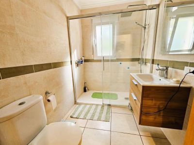 Baño con ducha
